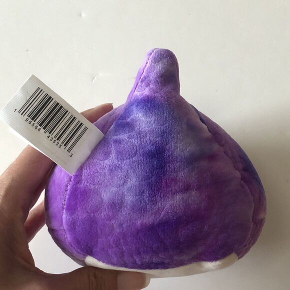 Dove the Crocodile Squishmallows Stuffed Toy - Picture 6 of 11